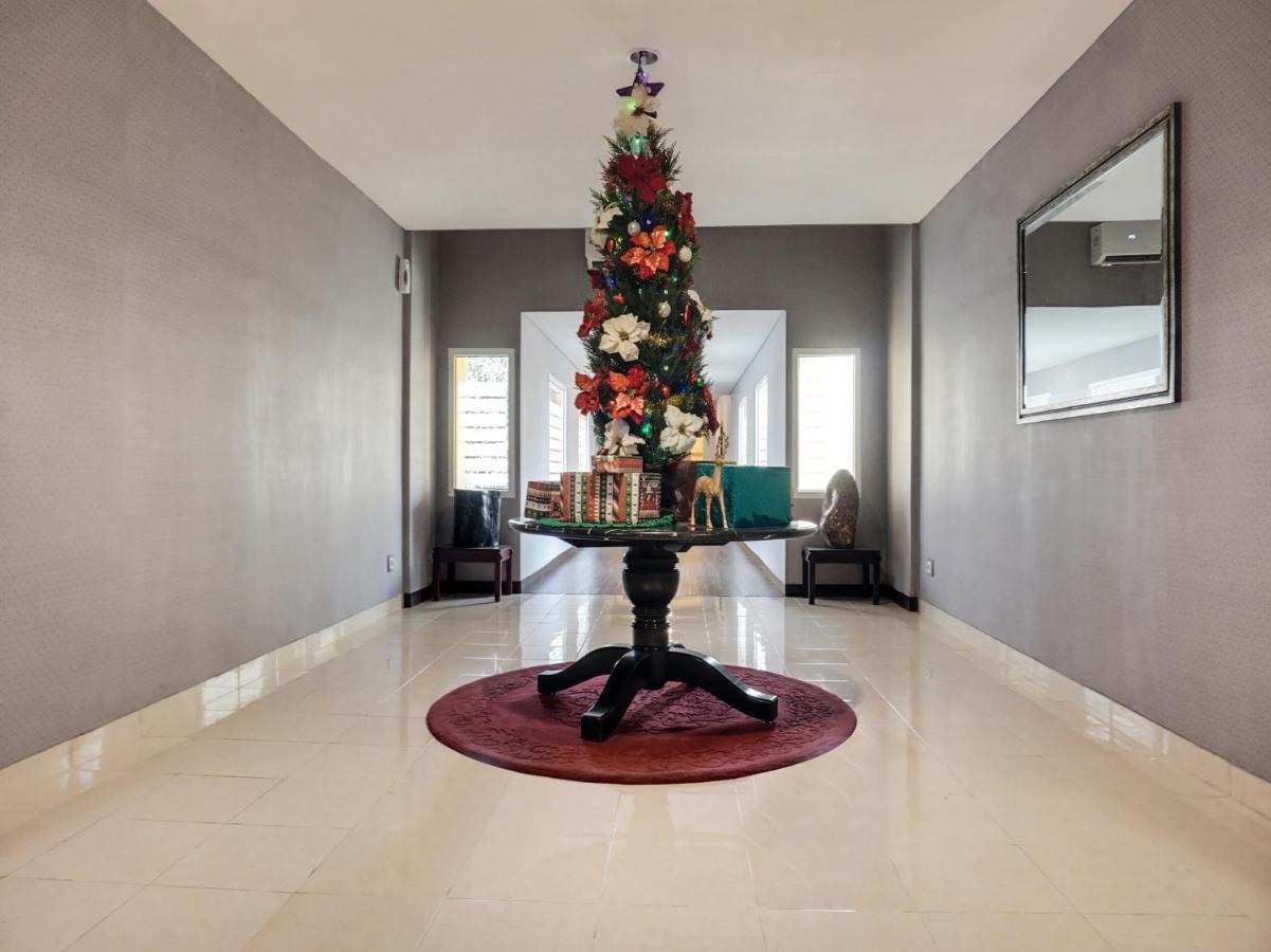 3 Putra Bi Executive Hotel Jakarta Jacarta Exterior foto