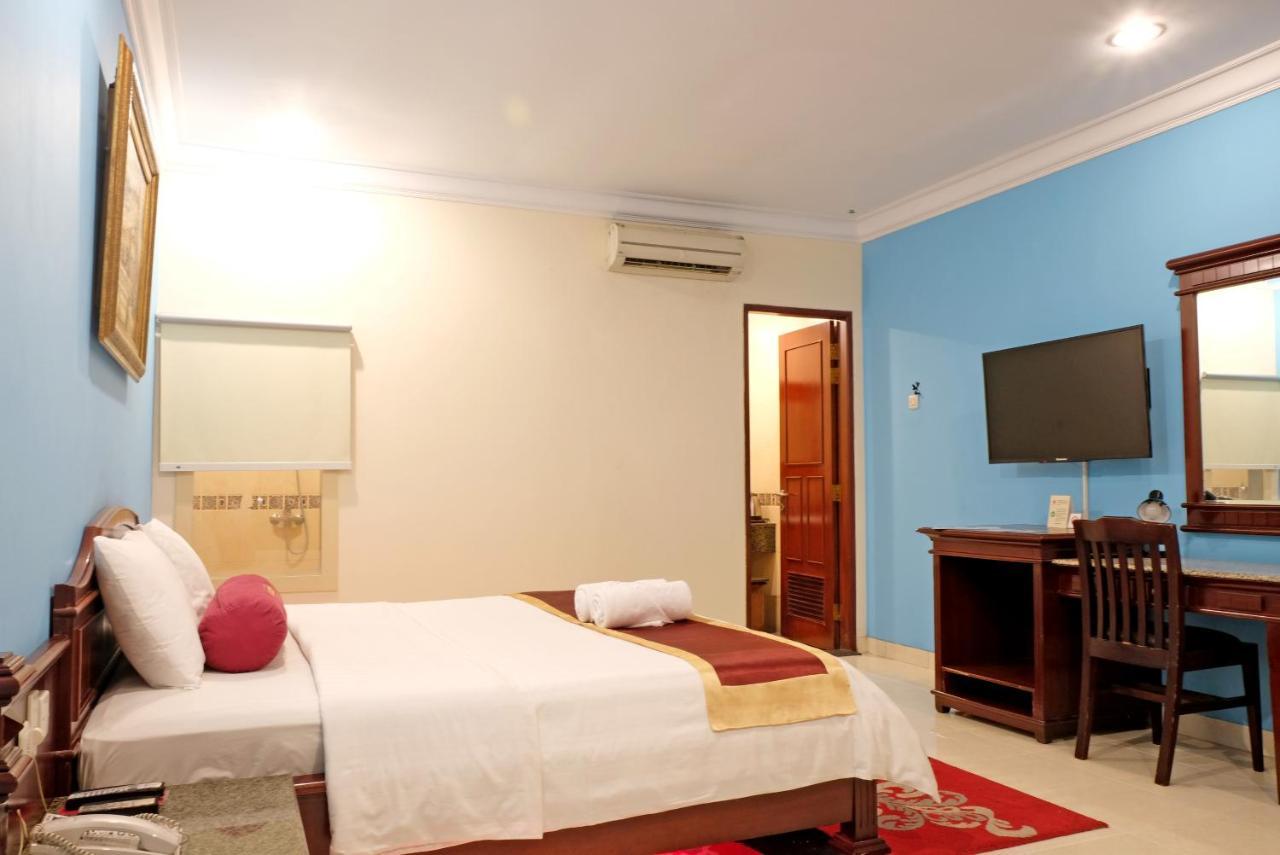 3 Putra Bi Executive Hotel Jakarta Jacarta Exterior foto
